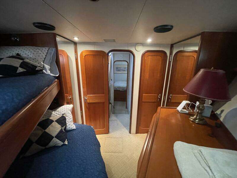 1993 Viking 50 Motor Yacht