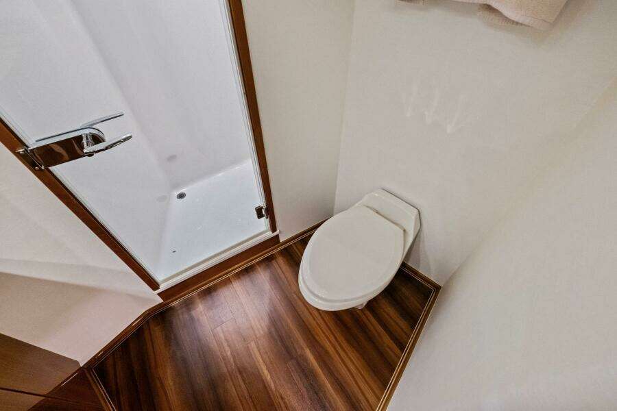 2012 82 Viking Convertible - Lady Di