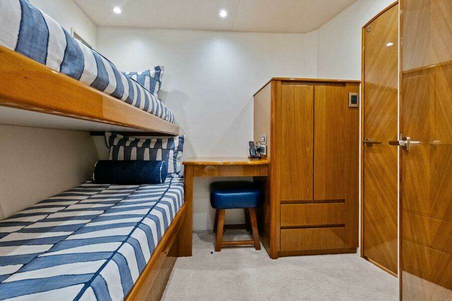 2012 82 Viking Convertible - Lady Di