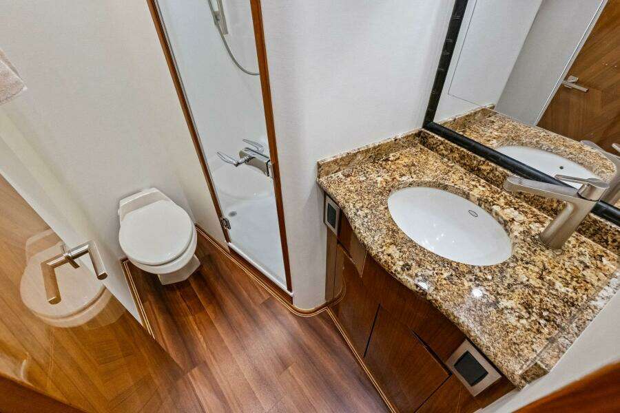 2012 82 Viking Convertible - Lady Di