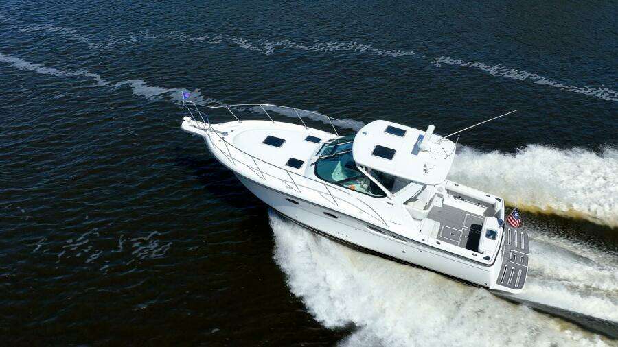 2005 Tiara Yachts 3200 Open