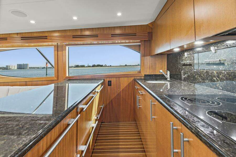 2008 60 Hatteras Blacksmith Galley