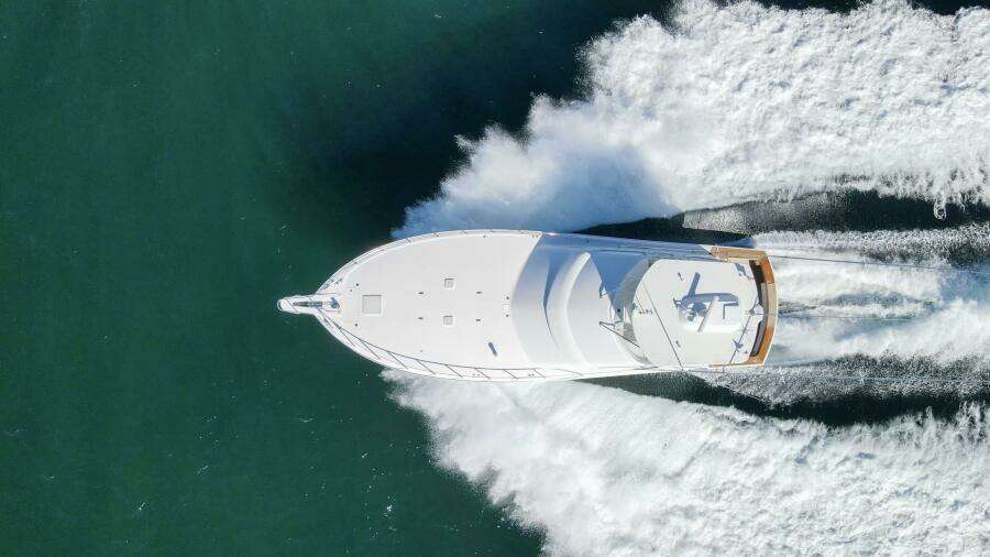 2008 60 Hatteras Blacksmith Exterior (11)