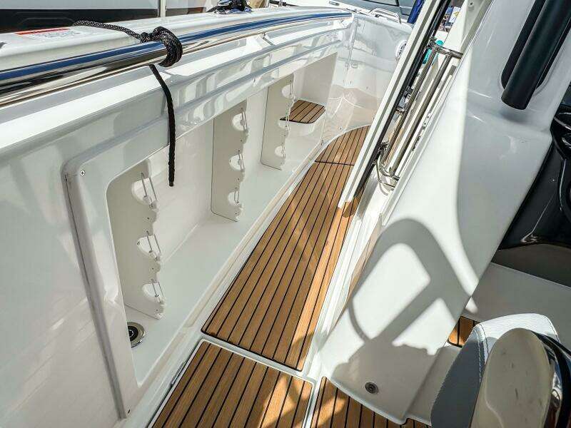 2026 Wellcraft 38 T-Top