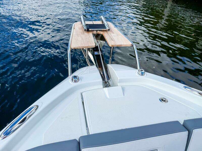 2026 Wellcraft 38 T-Top