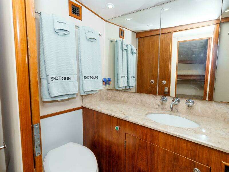 1981 Merritt 55 C - SHOTGUN