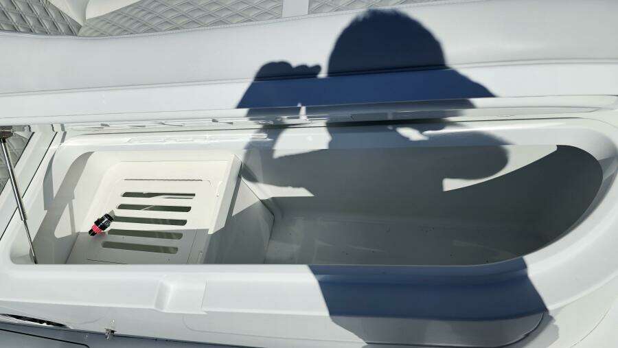 2025 Costa Custom 34SV