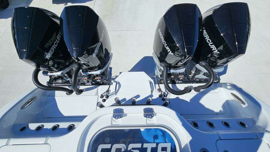 2025 Costa Custom 34SV