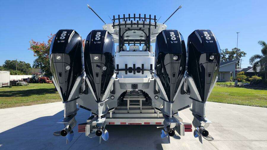 2025 Costa Custom 34SV