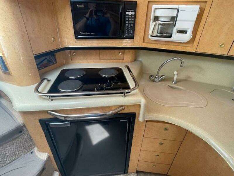 1998 Sea Ray 370 Sundancer