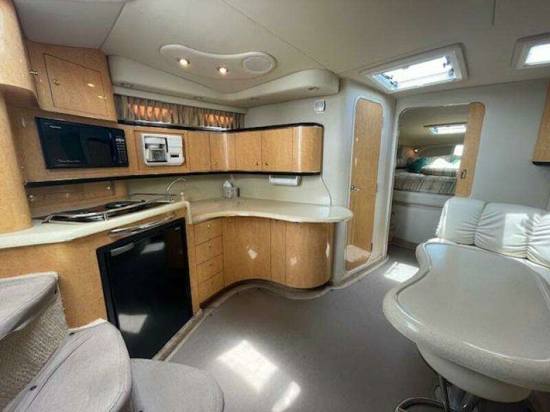 1998 Sea Ray 370 Sundancer