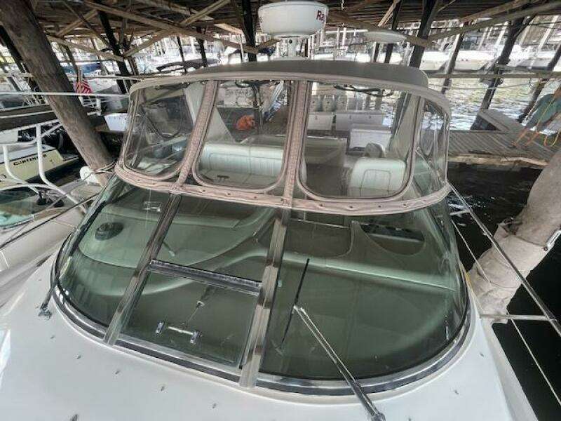 1998 Sea Ray 370 Sundancer