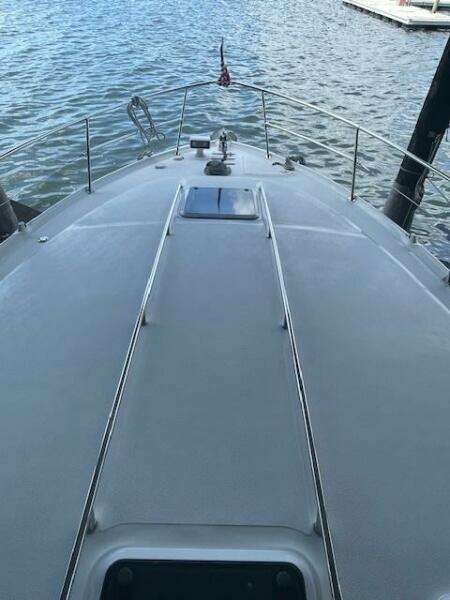 1998 Sea Ray 370 Sundancer