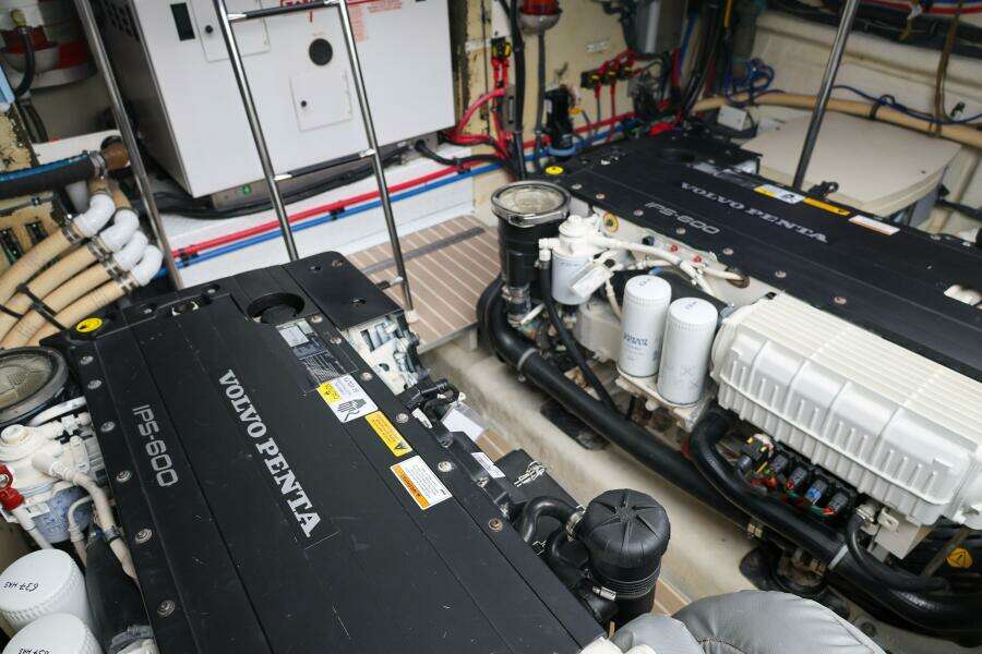 2013 Formula 45 Yacht