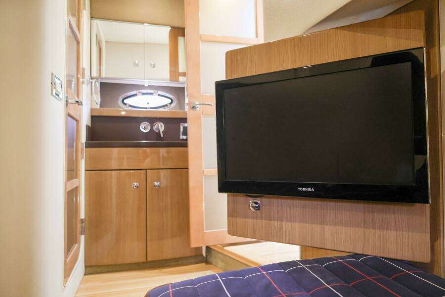 2013 Formula 45 Yacht