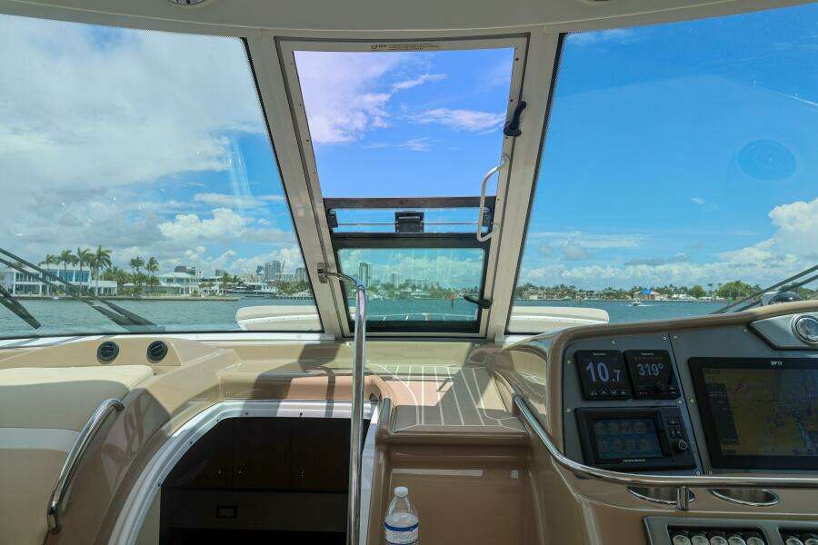 2013 Formula 45 Yacht