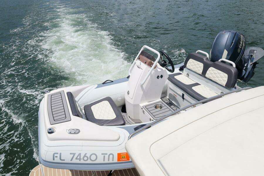 2013 Formula 45 Yacht