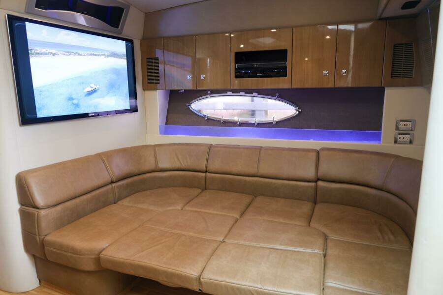 2013 Formula 45 Yacht