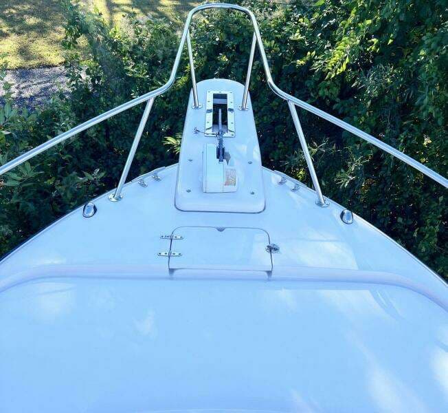 2004 Grady-White Express 330