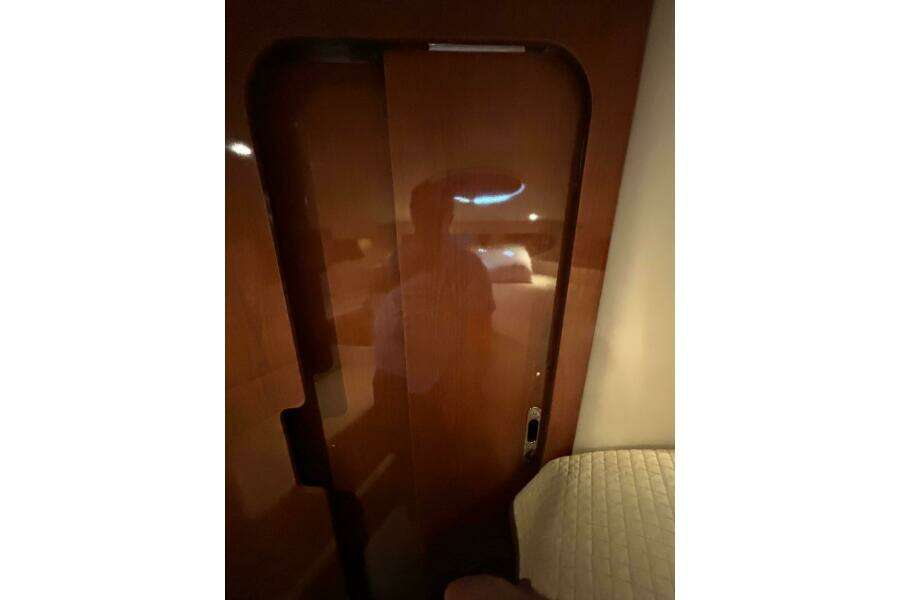 2007 Regal 3760 Sportyacht