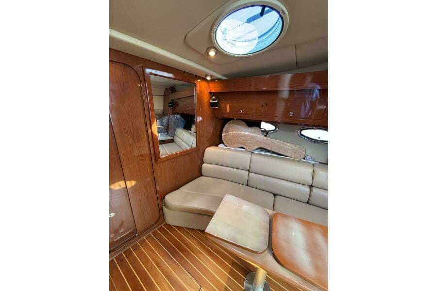2007 Regal 3760 Sportyacht