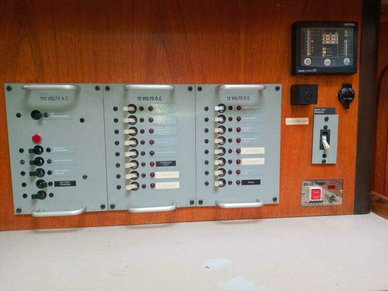 1982 C&C Landfall 35