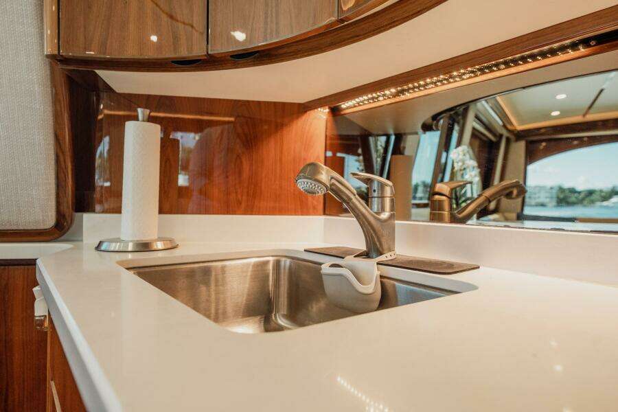 2021 Viking 54 Viking