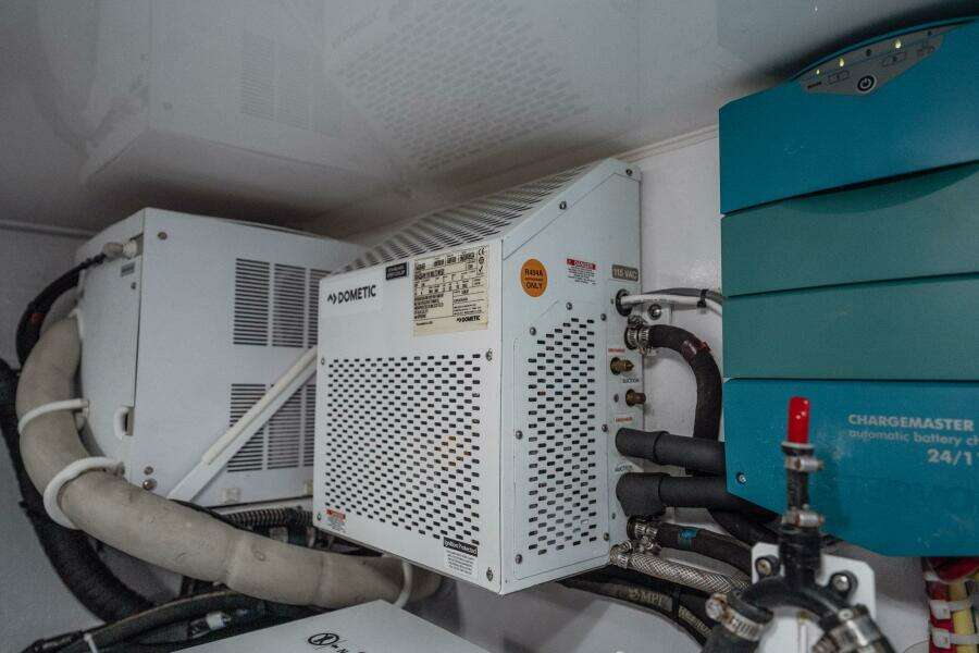 2021 Viking 54 Viking