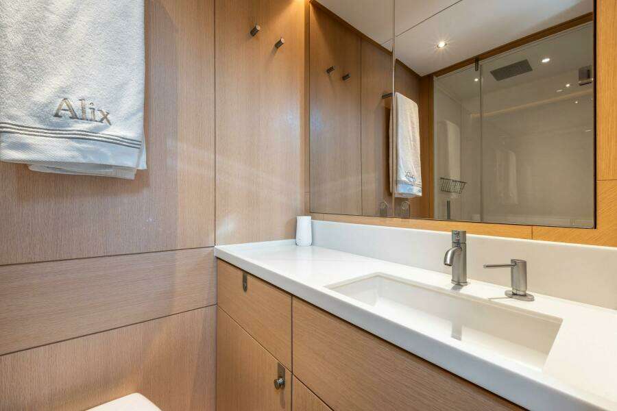 2021 Nautor Swan Swan 98