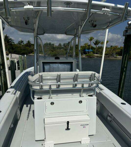 2020 Contender 28 Sport