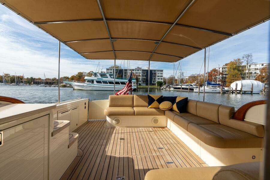 2016 Palm Beach Motor Yachts PB50