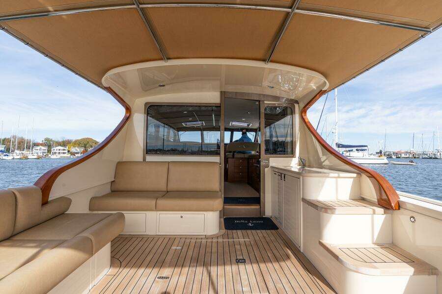 2016 Palm Beach Motor Yachts PB50