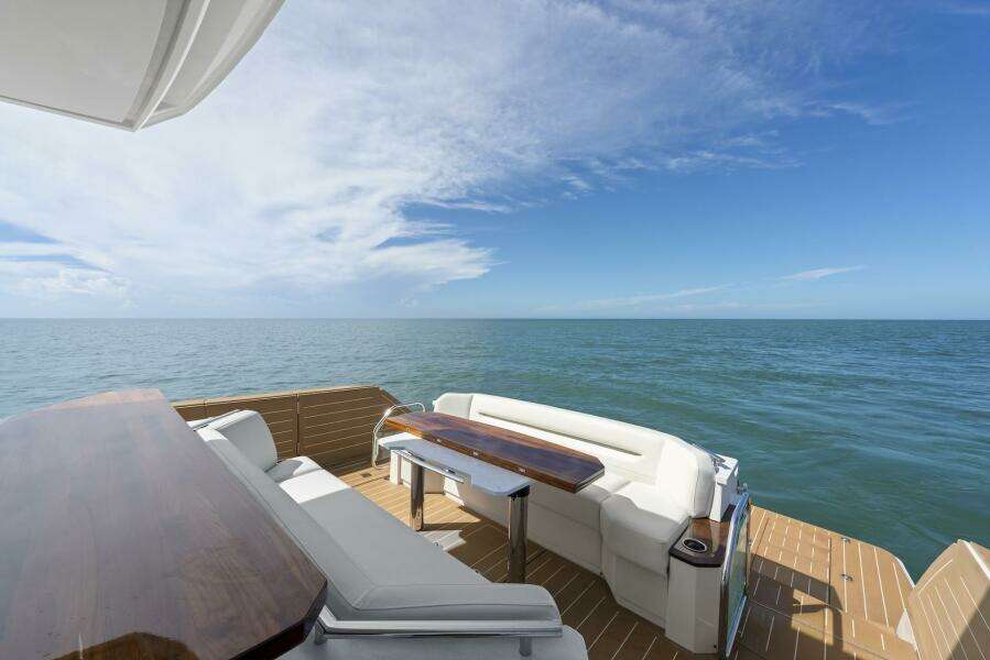 2023 Tiara Yachts EX 60