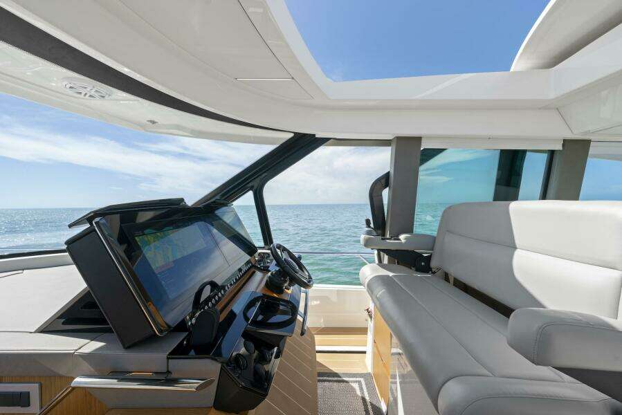 2023 Tiara Yachts EX 60