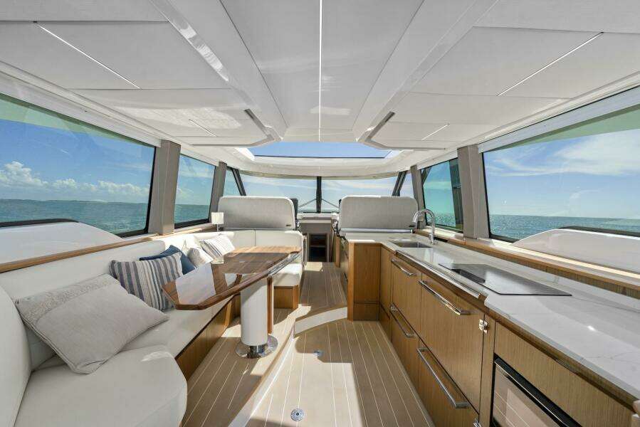 2023 Tiara Yachts EX 60