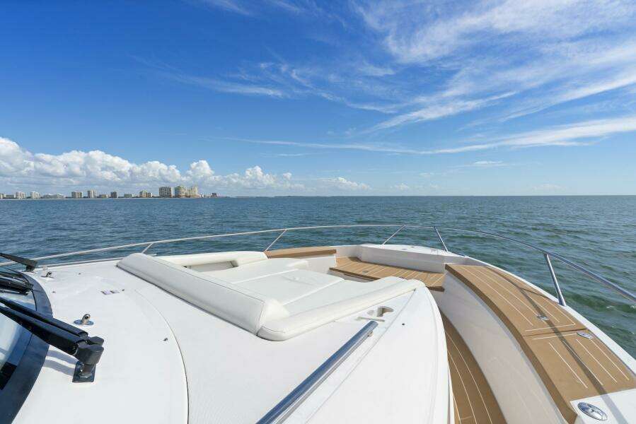 2023 Tiara Yachts EX 60