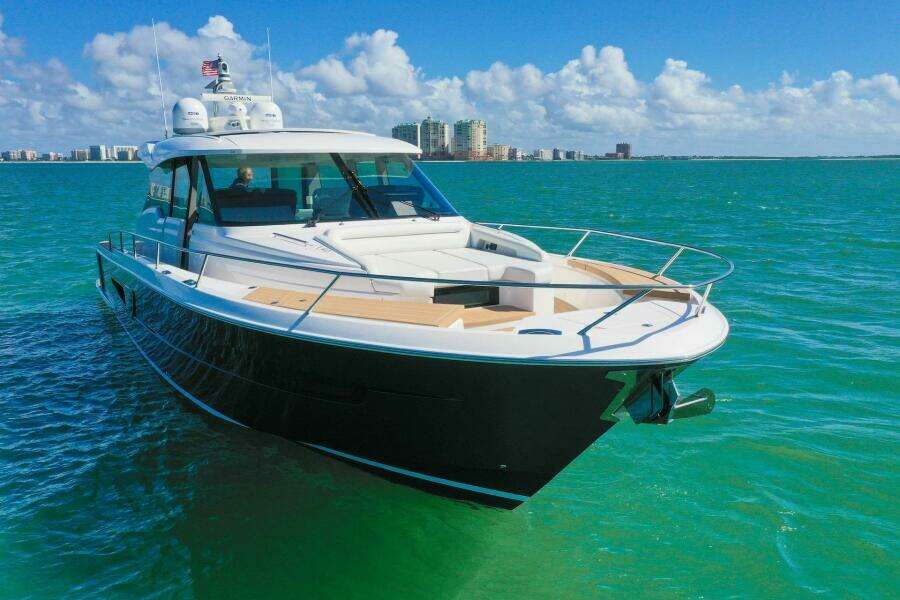 2023 Tiara Yachts EX 60
