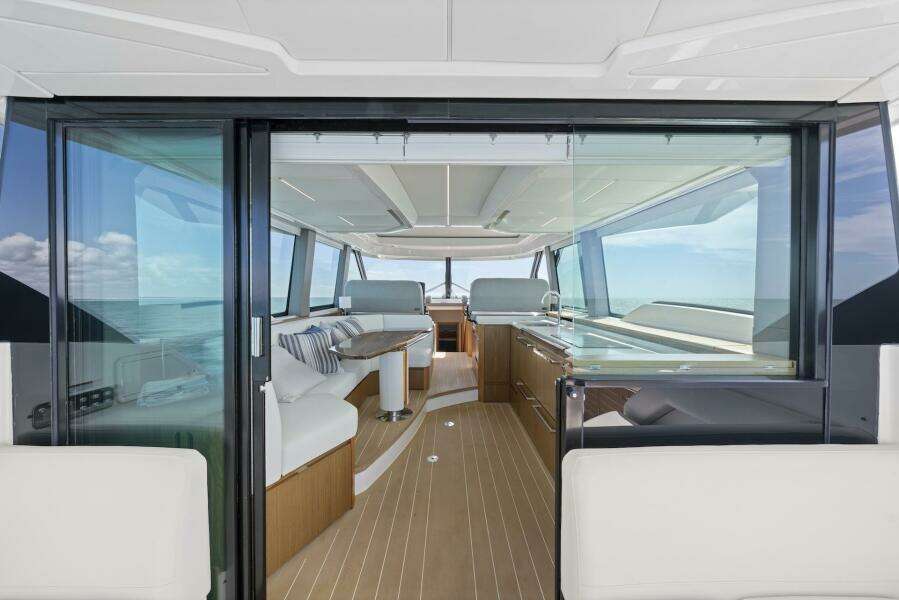 2023 Tiara Yachts EX 60