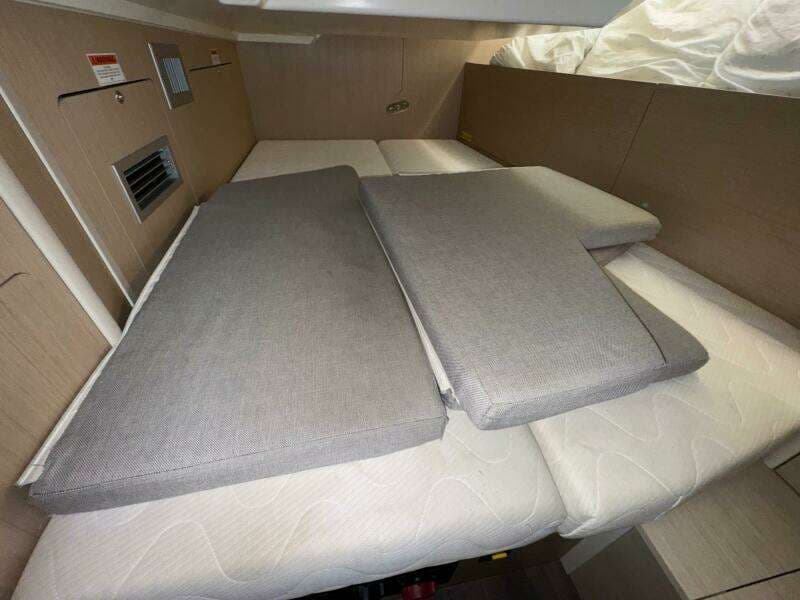 2022 Beneteau Oceanis 40.1