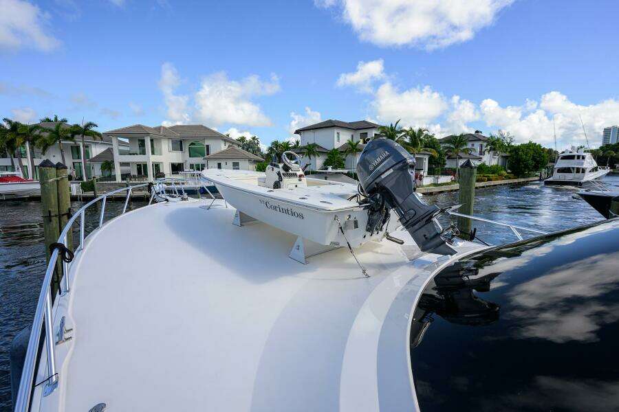 Viking 72 - Corintios - Exterior Bow