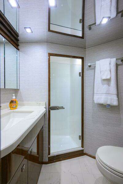 Viking 72 - Corintios - Interior Head