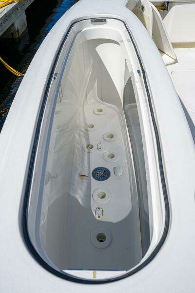 Viking 72 - Corintios - Exterior Cockpit