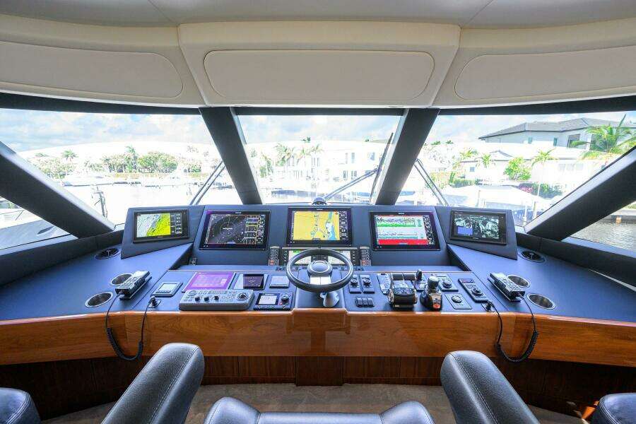 Viking 72 - Corintios - Interior Flybridge