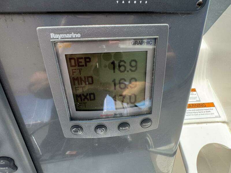 2005 Tiara Yachts 3200 Open