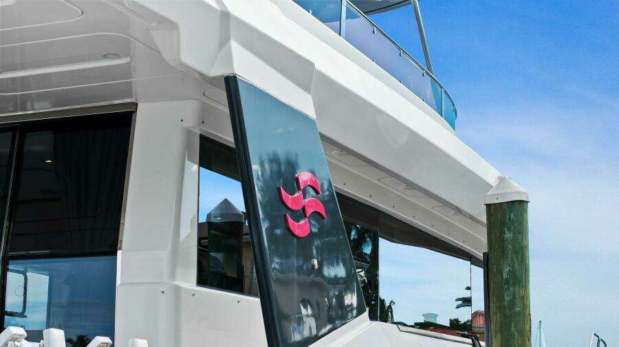 2021 Sirena 64- DESTIN-E- Badge