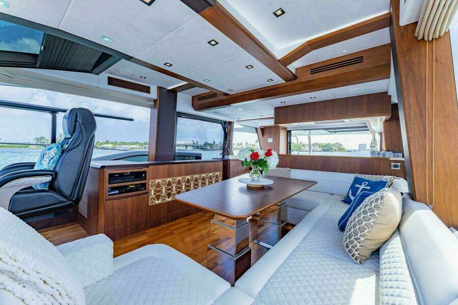 2019 Galeon 640 FLY