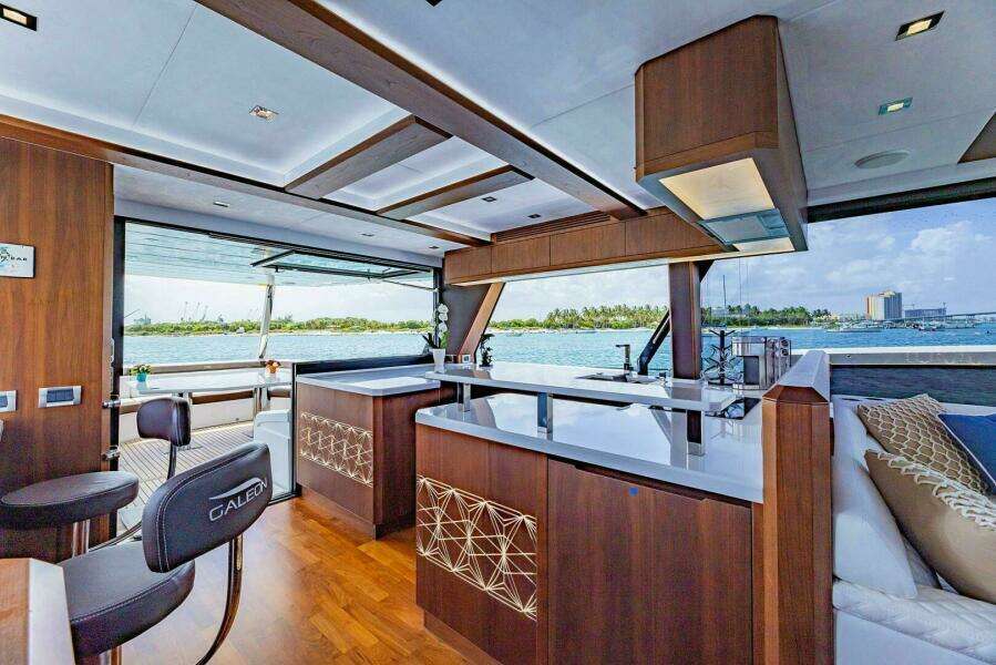 2019 Galeon 640 FLY