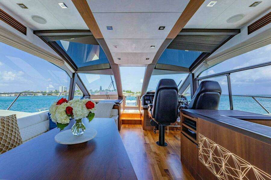 2019 Galeon 640 FLY