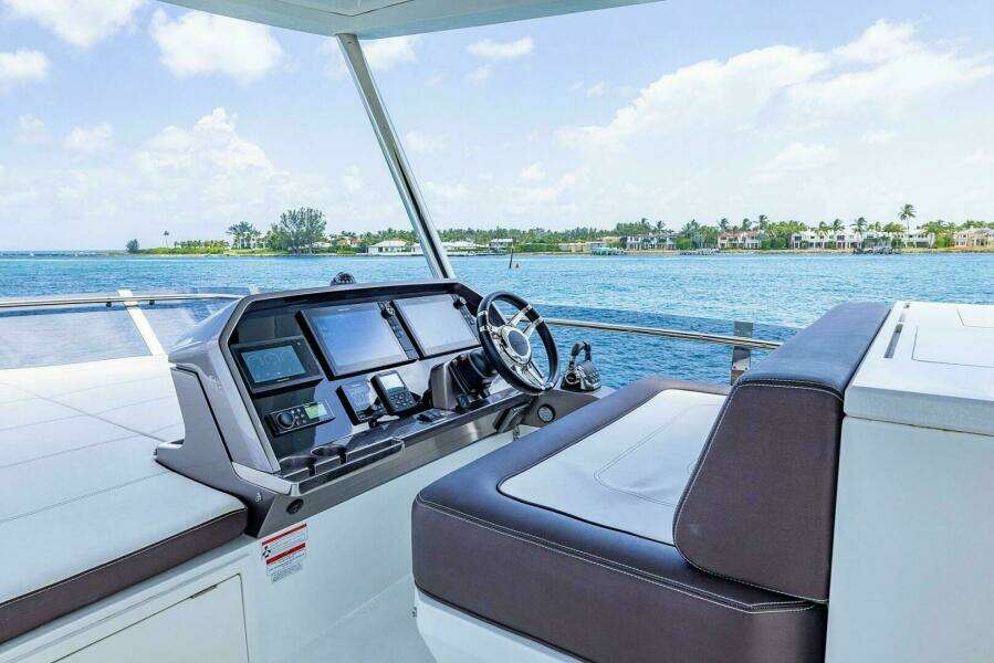 2019 Galeon 640 FLY