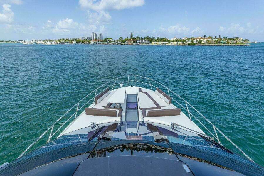 2019 Galeon 640 FLY